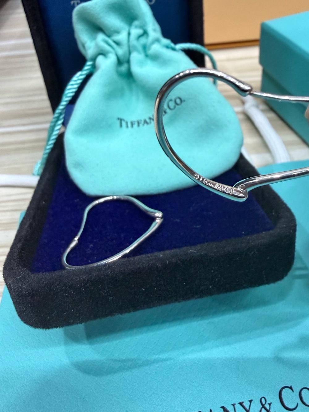 Tiffany & Co. Silver Heart Hoop Earrings with Tiffany Blue Pouch - Picture 2 of 8